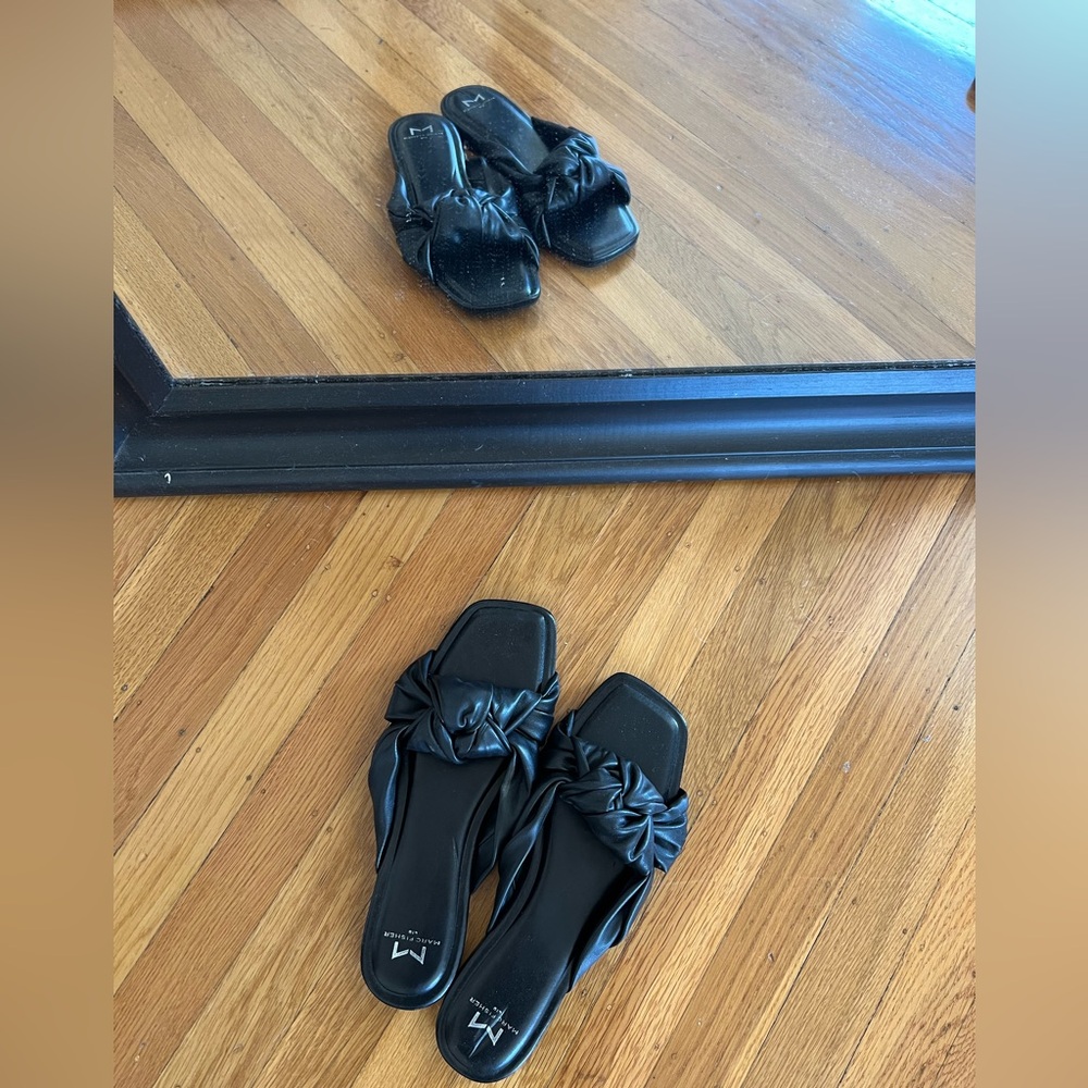 Marc Fisher Black Women's Slide Sandals - Picture 2 of 3